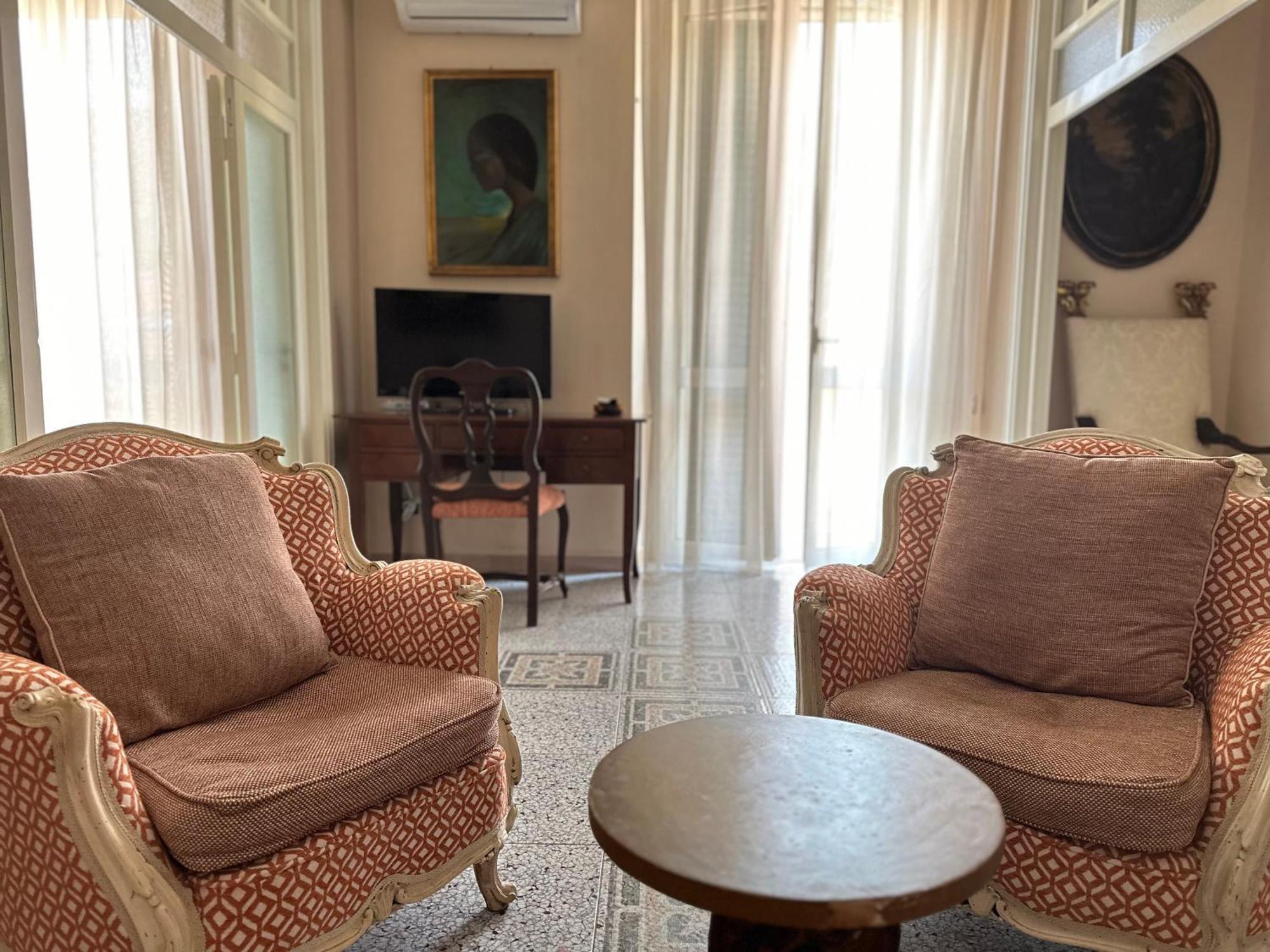 Luxury Suite Vitruvio 55 フォルミア エクステリア 写真